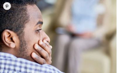 What causes a tight foreskin?